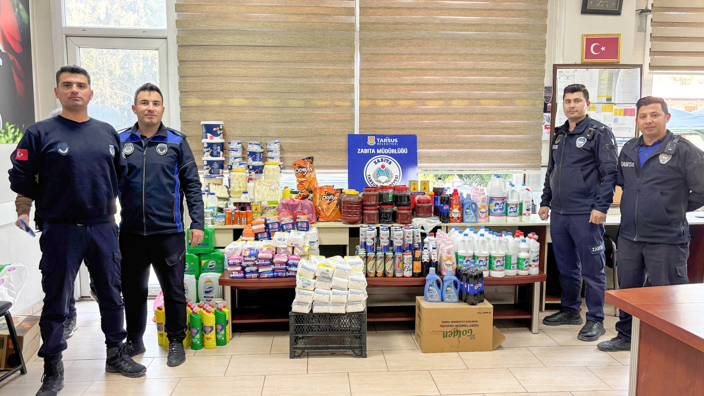 TARSUS BELEDİYESİ ZABITA MÜDÜRLÜĞÜ EKİPLERİ GÖZ AÇTIRMIYOR