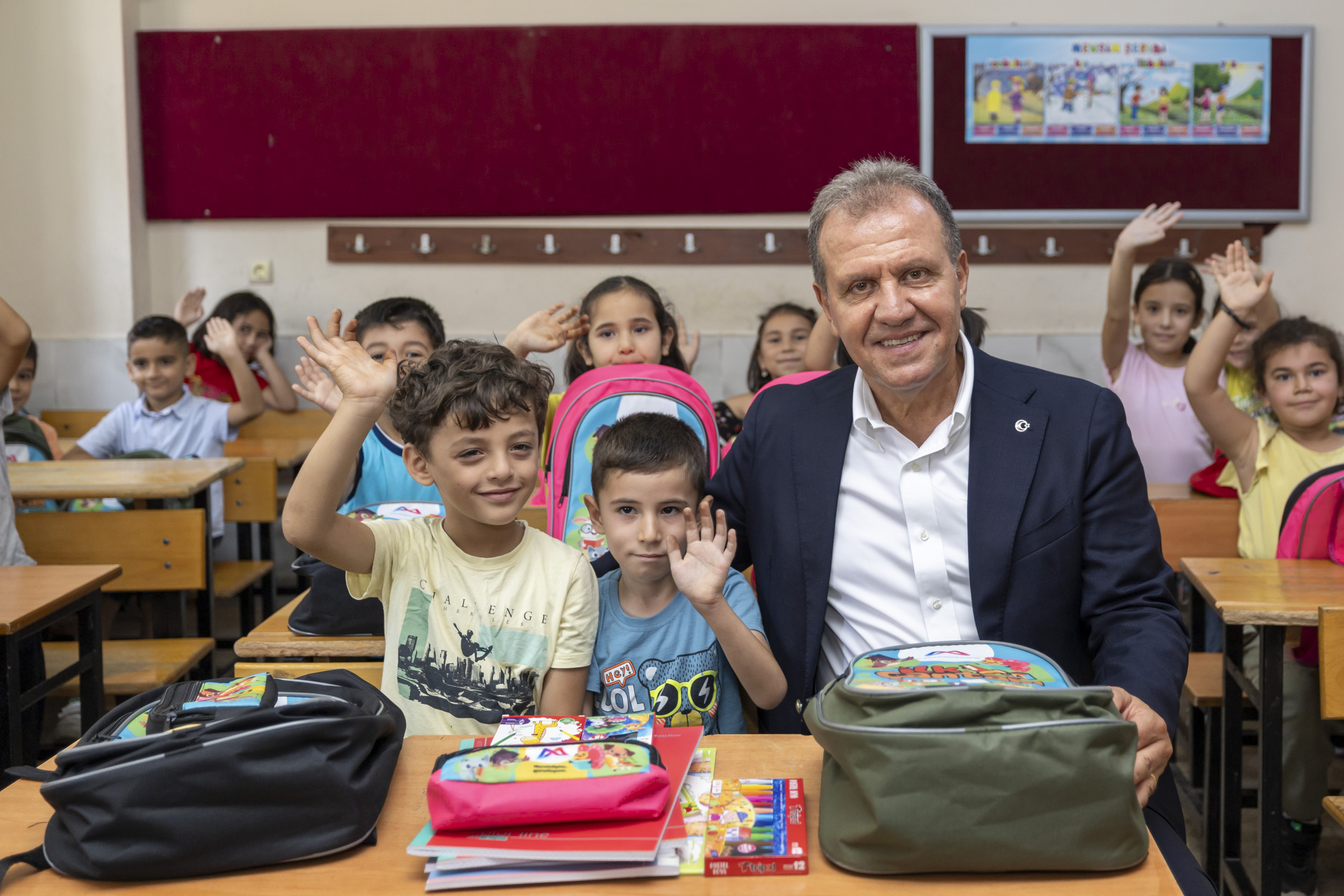BAŞKAN SEÇER’DEN ‘23 NİSAN ULUSAL EGEMENLİK VE ÇOCUK BAYRAMI’ MESAJI