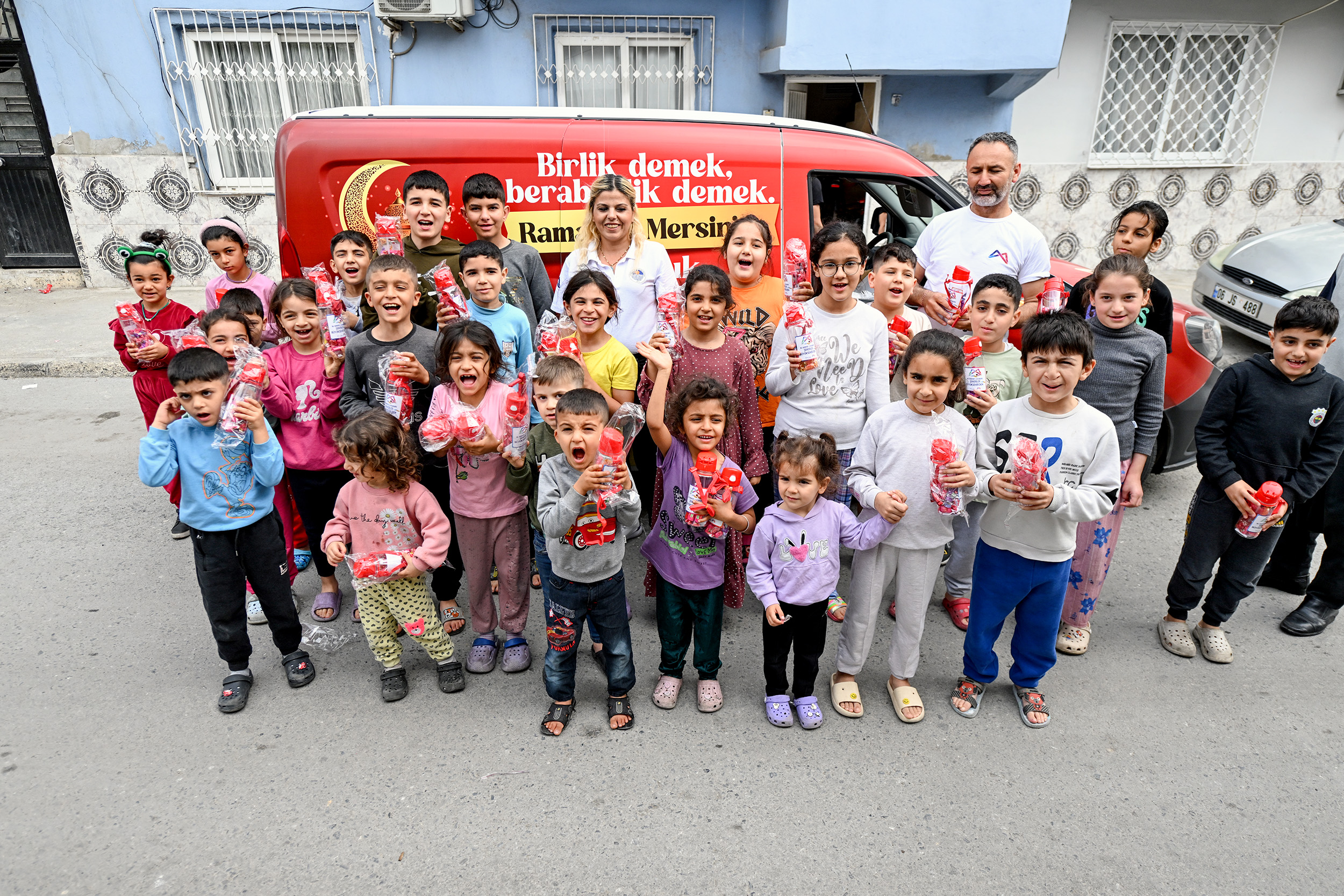 BÜYÜKŞEHİR RAMAZAN BAYRAMI’NI 60 BİN ÇOCUKLA KUTLADI