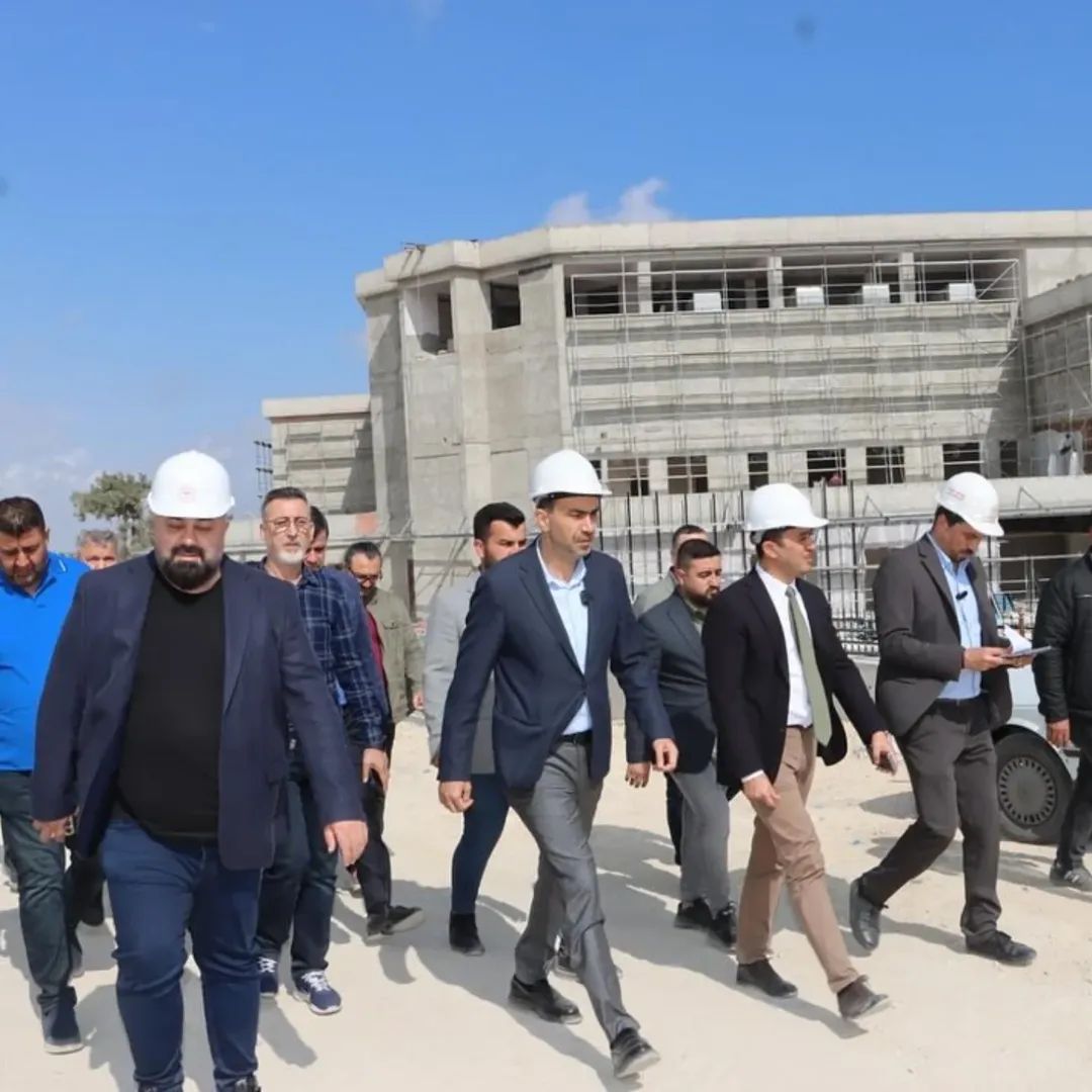 AK PARTİ MERSİN İL BAŞKANI ADEM ALDEMİR MEZİTLİ SAĞLIK ÜSSÜNE KAVUŞUYOR