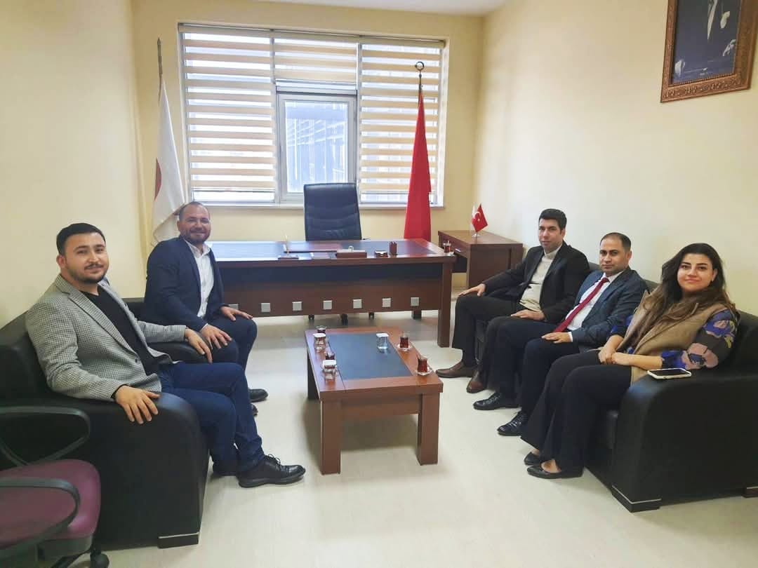TARSUS CUMHURİYET BAŞSAVCISI KAYA VE BERABERİNDEKİ HEYET BARO TEMSİLCİSİ ERDİVEN'İ ZİYARET ETTİ 