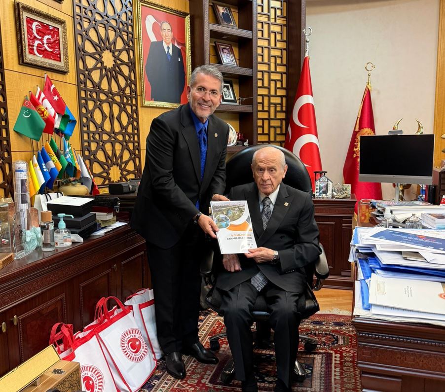 TARSUS İÇİN TARİHİ ADIM: MHP MERSİN MİLLETVEKİLİ UYSAL’DAN, MHP LİDERİ BAHÇELİ’YE İL DOSYASI SUNUMU