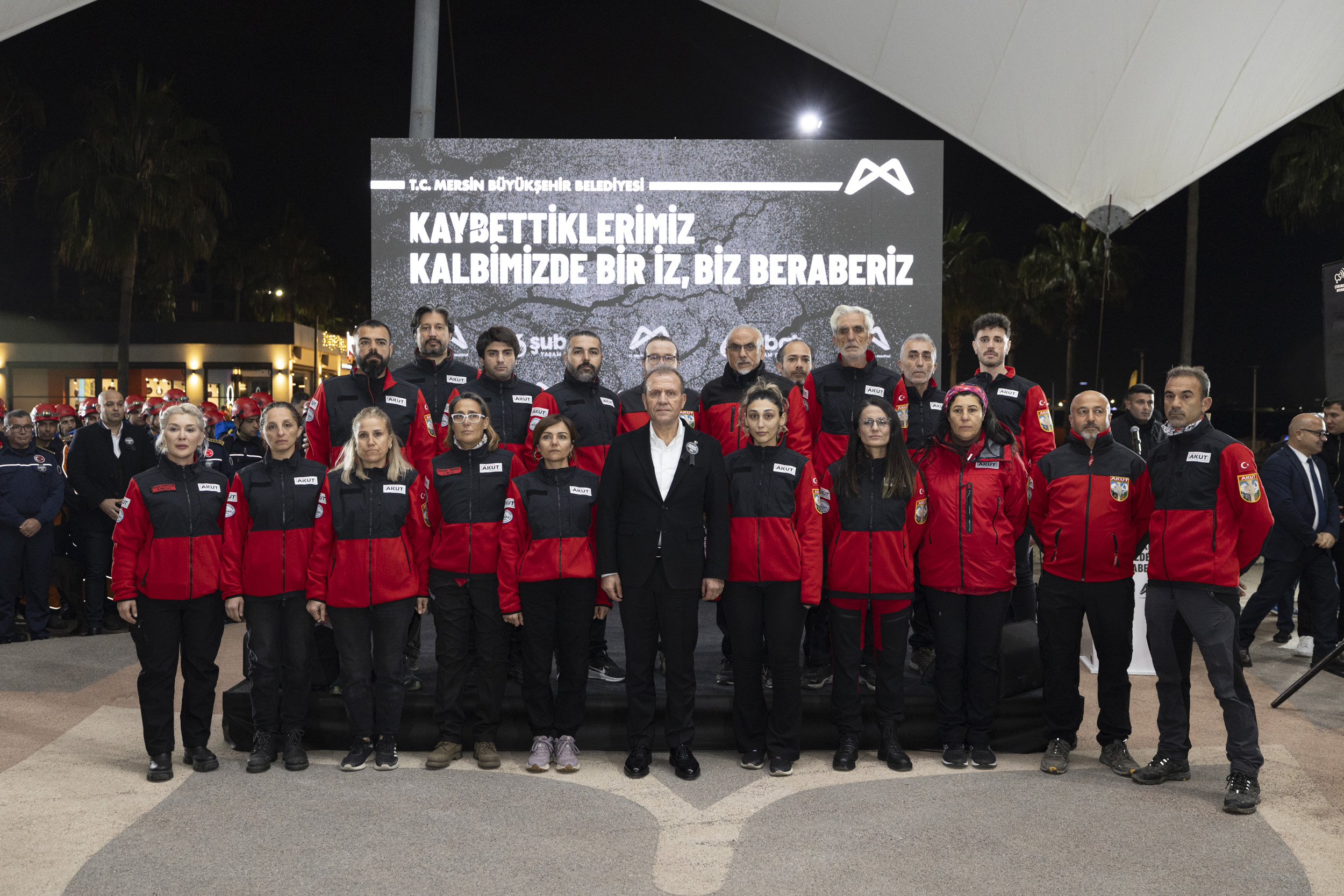 MERSİN BÜYÜKŞEHİR’DEN 6 ŞUBAT DEPREMLERİNİN 2. YILINDA ‘SESSİZ YÜRÜYÜŞ’