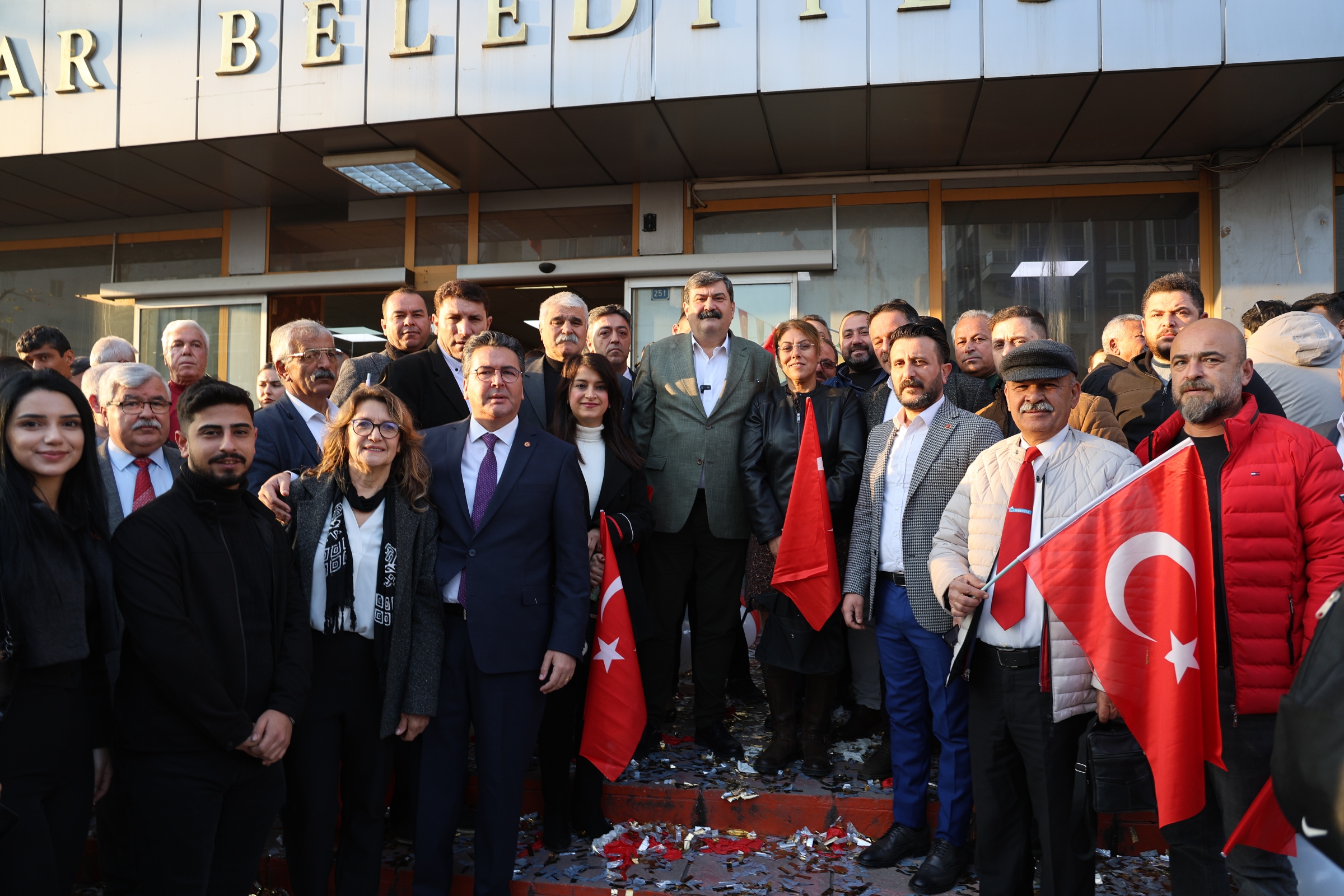 TOROSLAR BELEDİYESİ, MERSİN’İN DÜŞMAN İŞGALİNDEN KURTULUŞUNU KUTLADI   