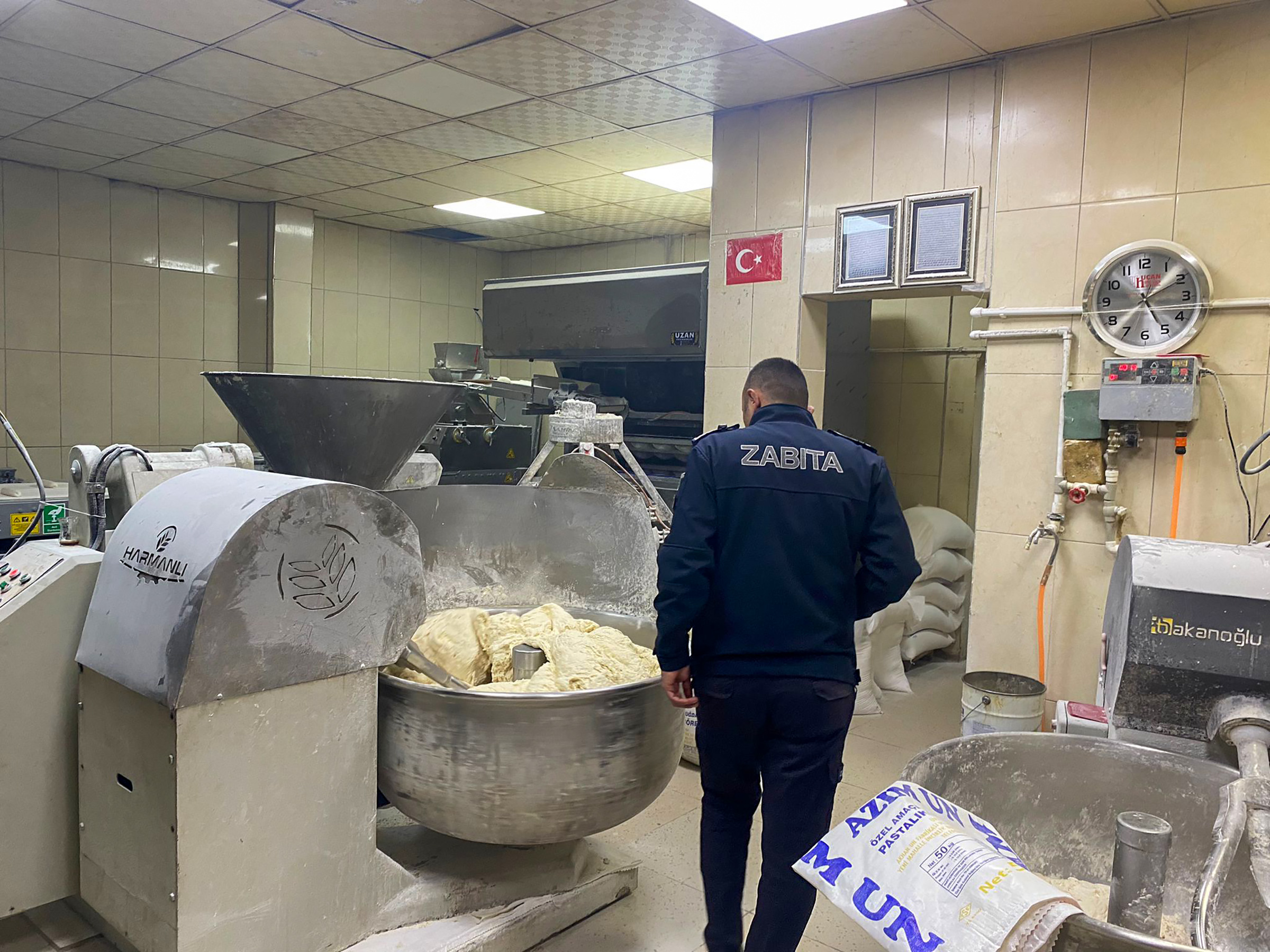 TARSUS BELEDİYESİ’NDEN FIRINLARA SIKI DENETİM