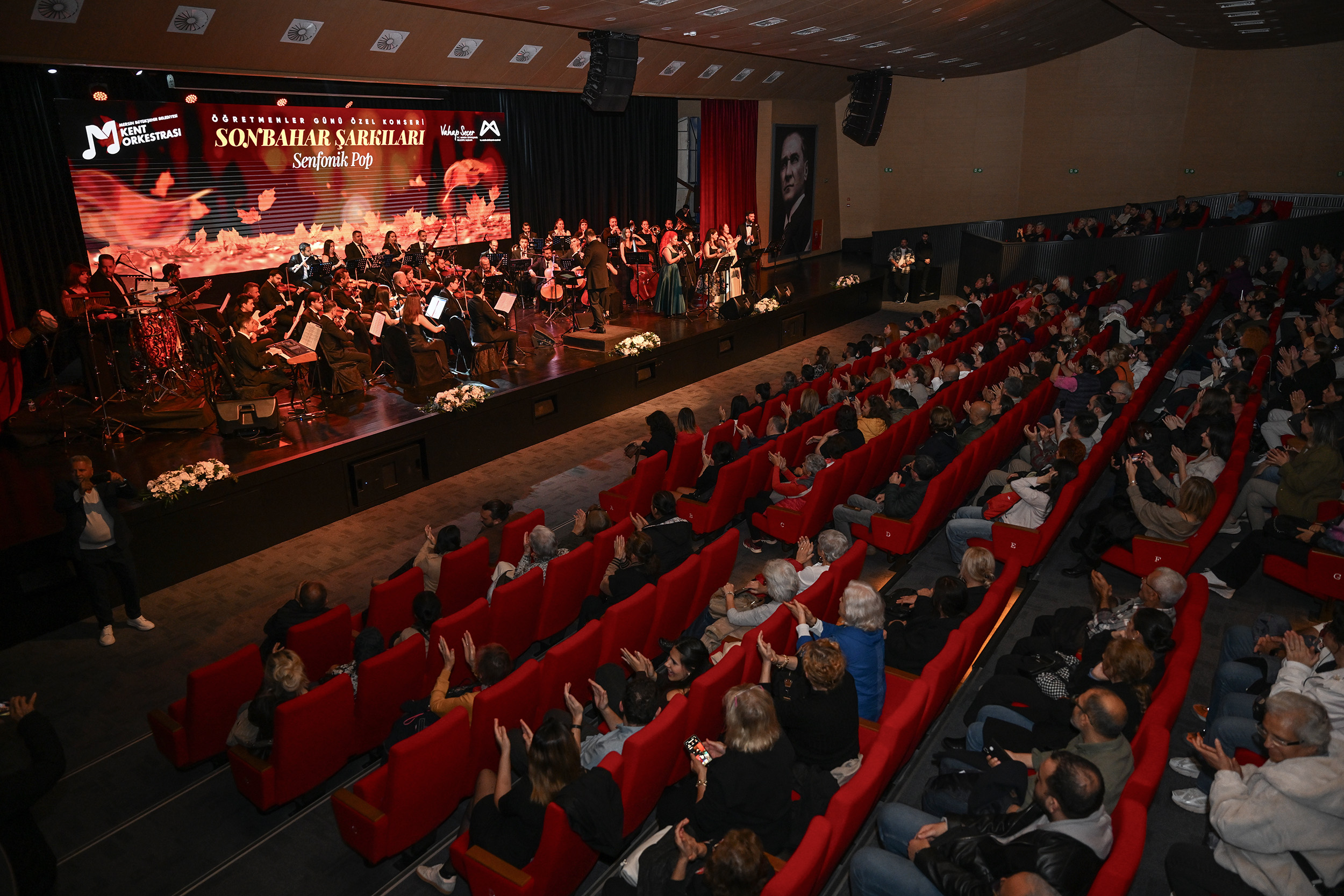 BÜYÜKŞEHİR’DEN, ÖĞRETMENLER GÜNÜ’NE ÖZEL ‘SONBAHAR ŞARKILARI’ KONSERİ