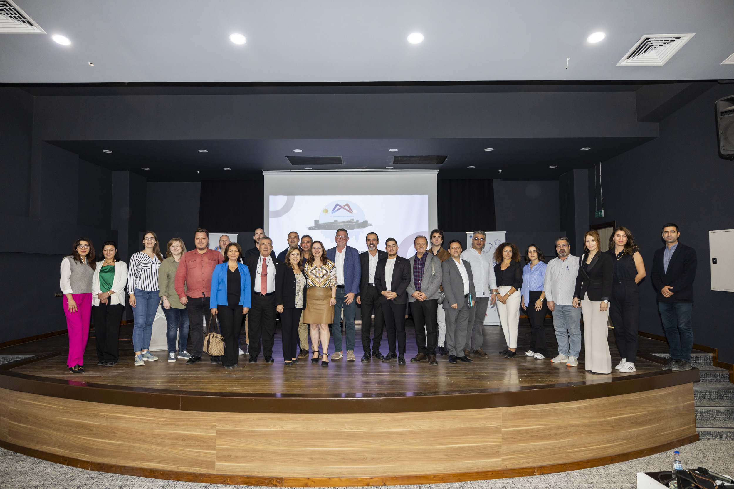 BÜYÜKŞEHİR’DEN ULUSLARARASI NİTELİKTE İKLİM VE ÇEVRE ÇALIŞTAYI