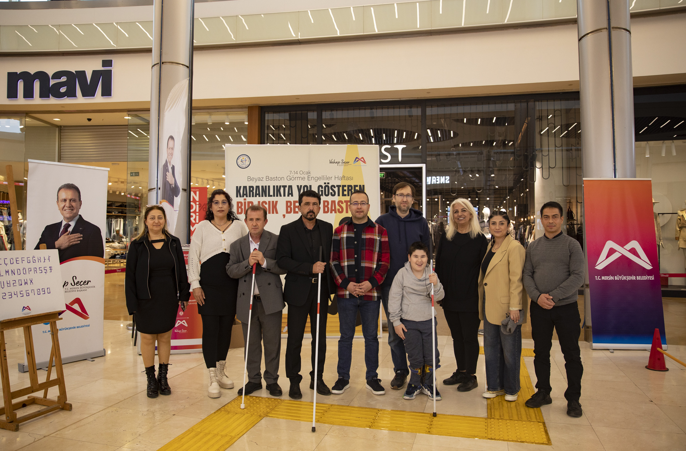 BÜYÜKŞEHİR’DEN ‘GÖRME ENGELLİLER HAFTASI’NDA FARKINDALIK ETKİNLİĞİ…