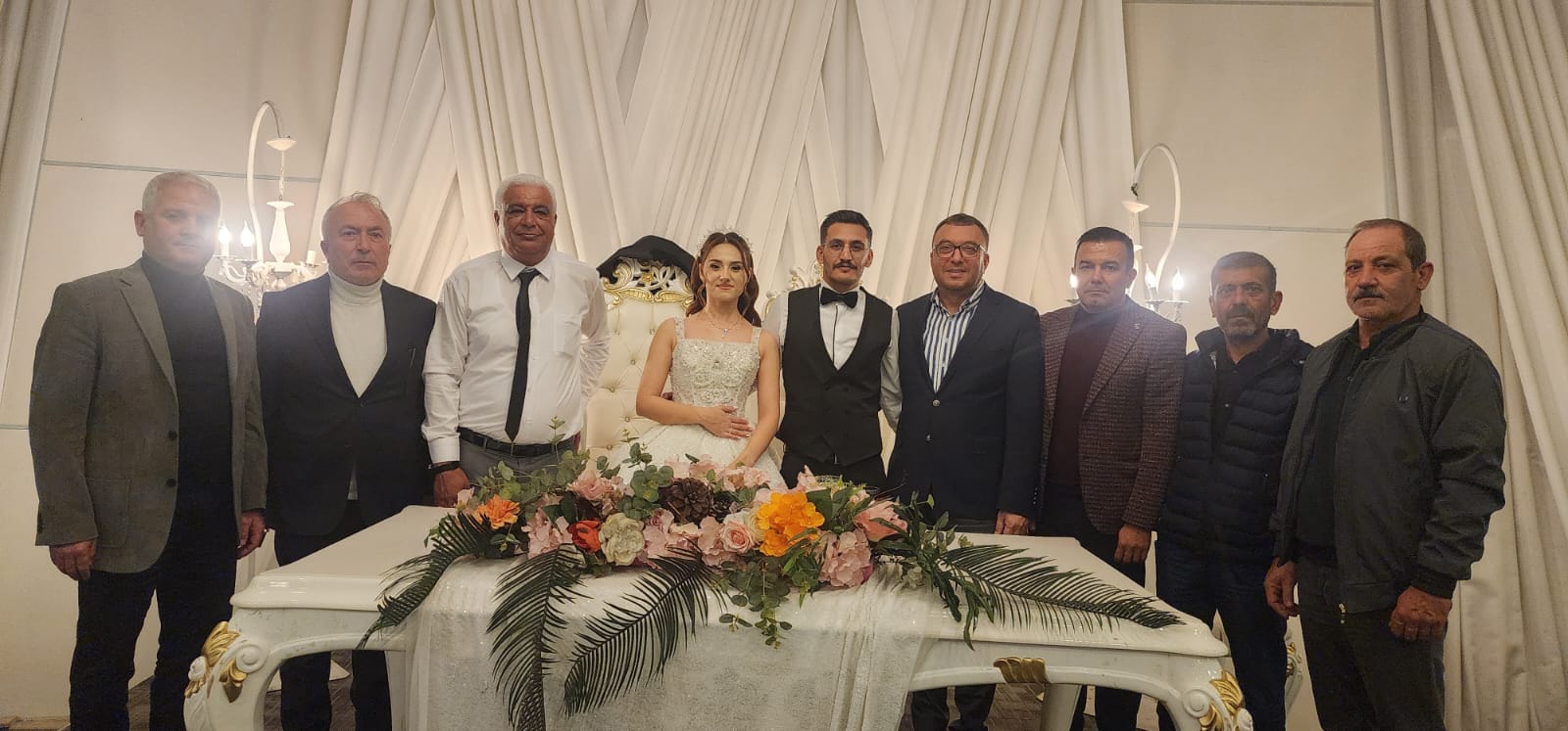 BOLAT VE AKÇA AİLESİNİN MUTLU GÜNÜ