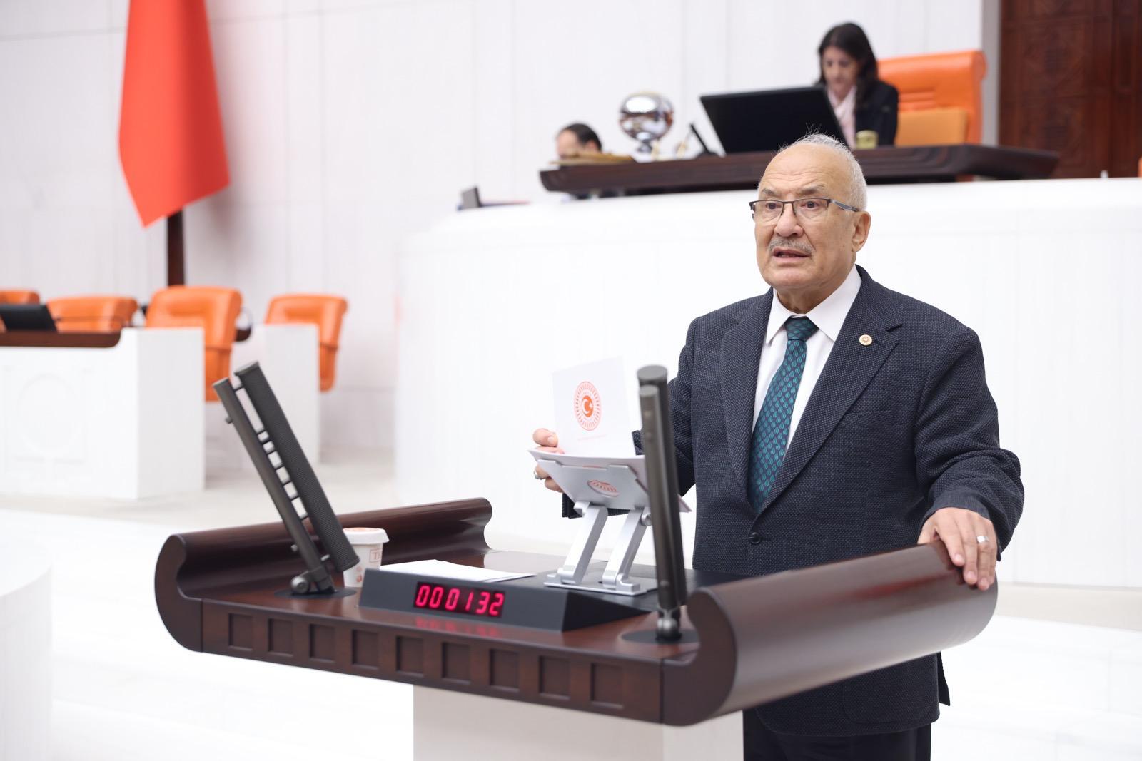 İYİ PARTİ MERSİN MİLLETVEKİLİ BURHANETTİN KOCAMAZ: 