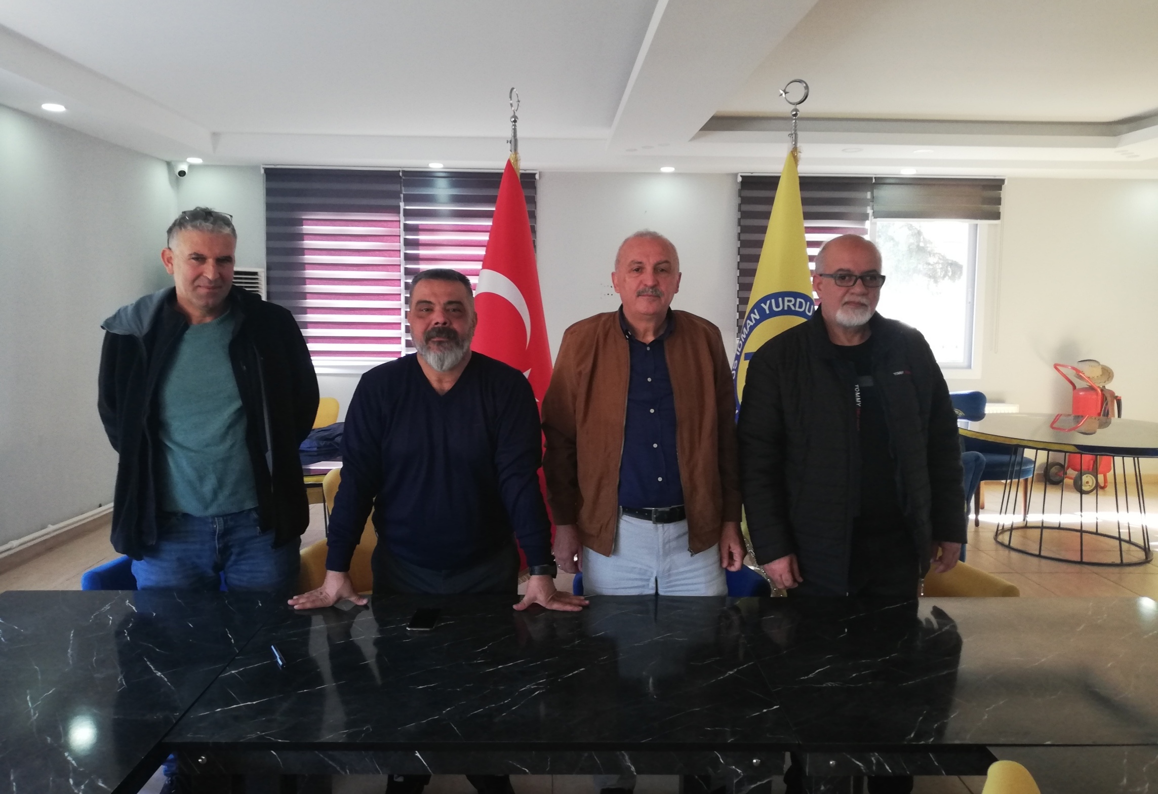  TARSUS İDMANYURDU YÖNETİMİ BASIN TOPLANTISI YAPTI