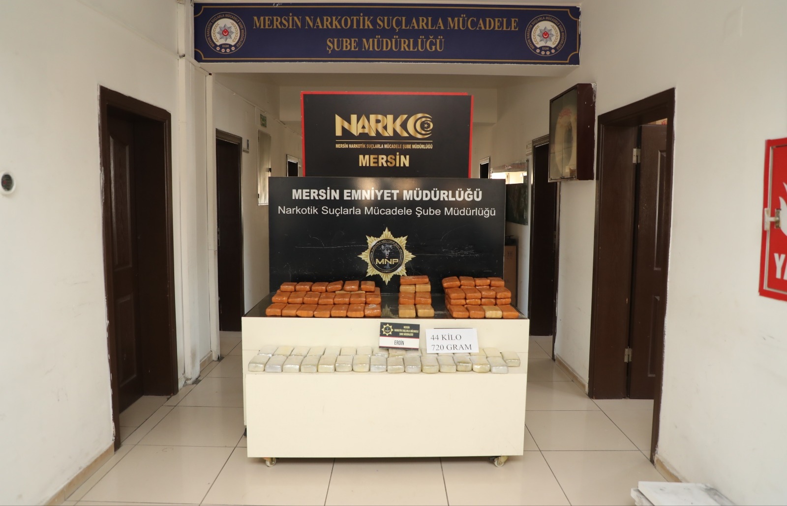 TARSUS'TA 44 KİLO 720 GRAM EROİN ELE GEÇİRİLDİ