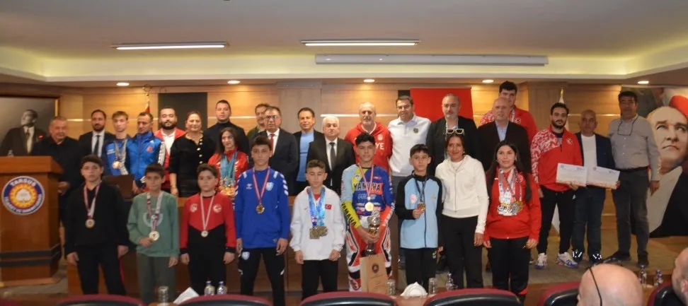 TARSUS TSO'DAN ŞAMPİYON SPORCULARA ÖDÜL
