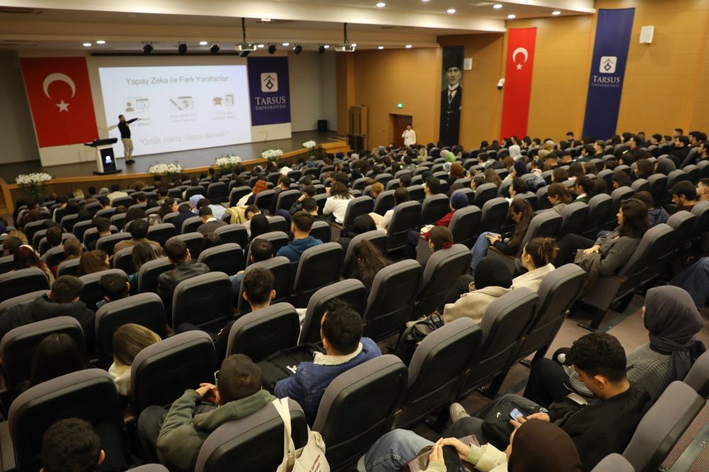 TARSUS ÜNİVERSİTESİNDE GELECEĞİN İŞ DÜNYASI VE KARİYER YOLCULUĞU KONUŞULDU