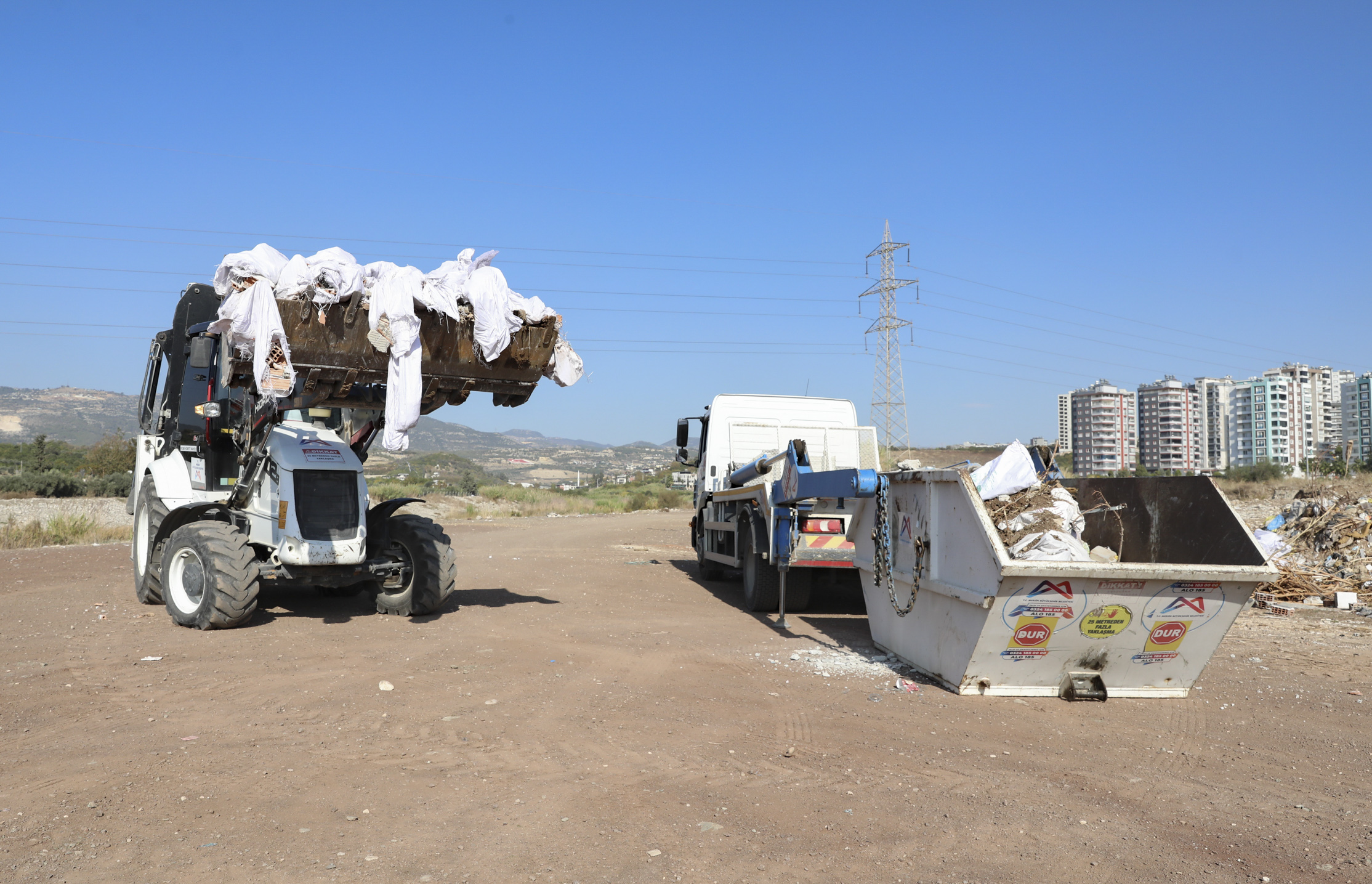 MERSİN’DE HAFRİYAT TAŞIMA SÜRECİ BÜYÜKŞEHİR’İN DENETİMİ ALTINDA…