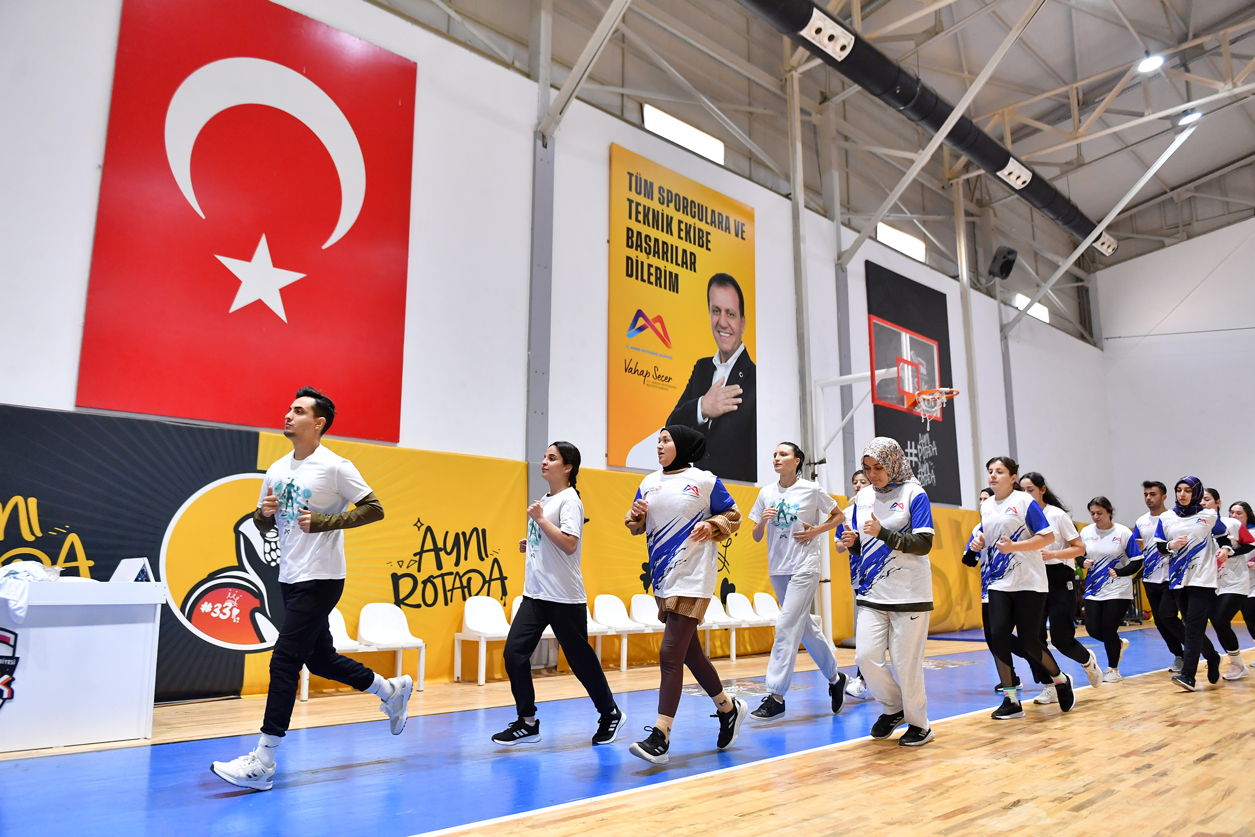 SINAVLARA BÜYÜKŞEHİR’İN FİZİKİ YETERLİLİK KURSU İLE HAZIRLANIYORLAR