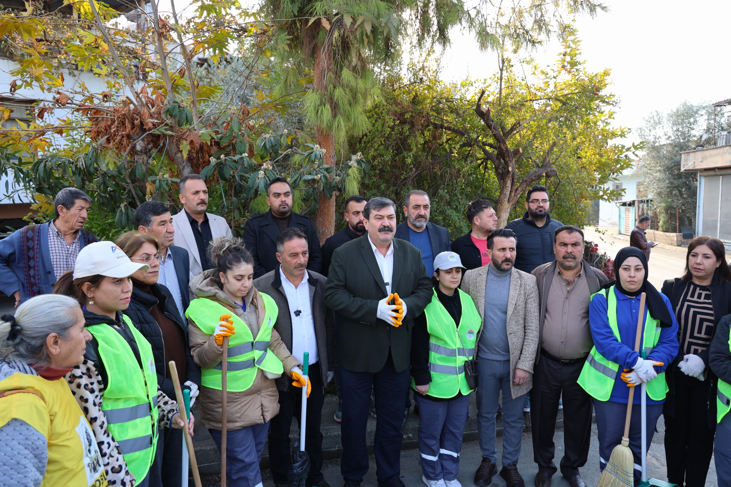 BAŞKANI YILDIZ : KADININ ELİNİN DEĞDİĞİ HER ŞEY TERTEMİZ OLUR , ÇOK GÜZEL OLUR