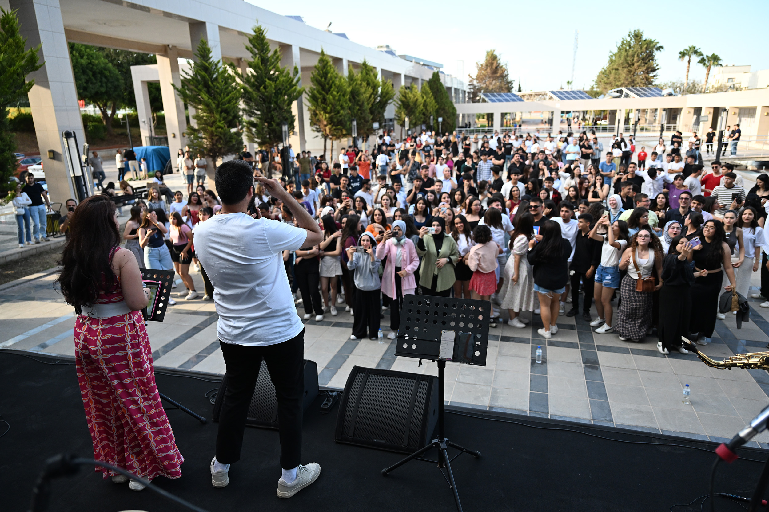 BÜYÜKŞEHİR’DEN ÖĞRENCİLERE YKS ÖNCESİ MORAL ETKİNLİĞİ